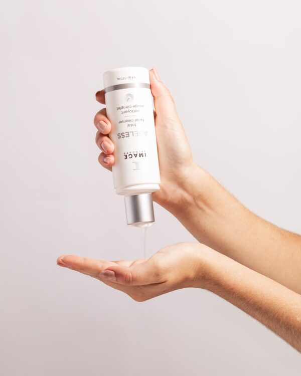 Ageless Total Facial Cleanser - Image 3