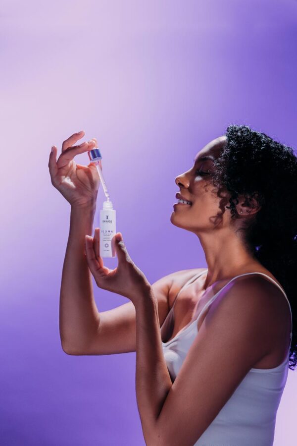 Iluma Intense Facial Illuminator