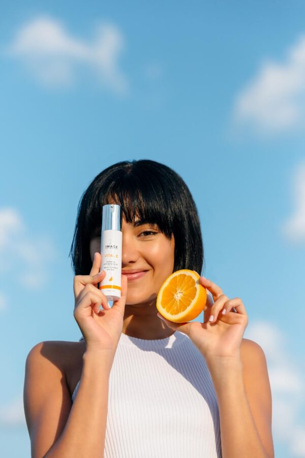 Vital C Hydrating Anti-aging Serum - Image 3