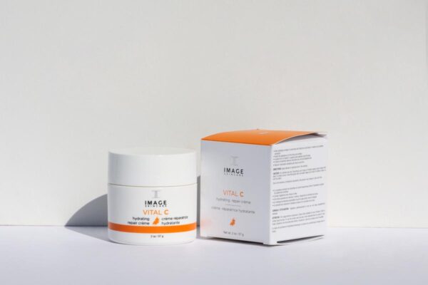 Vital C Hydrating Repair Crème - Image 3